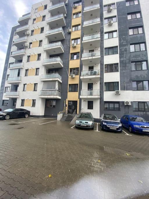 Cozy Studio 10 Min Away From Th Center Of The City Bucharest Luaran gambar