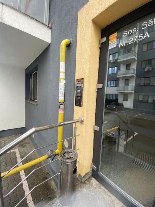 Cozy Studio 10 Min Away From Th Center Of The City Bucharest Luaran gambar