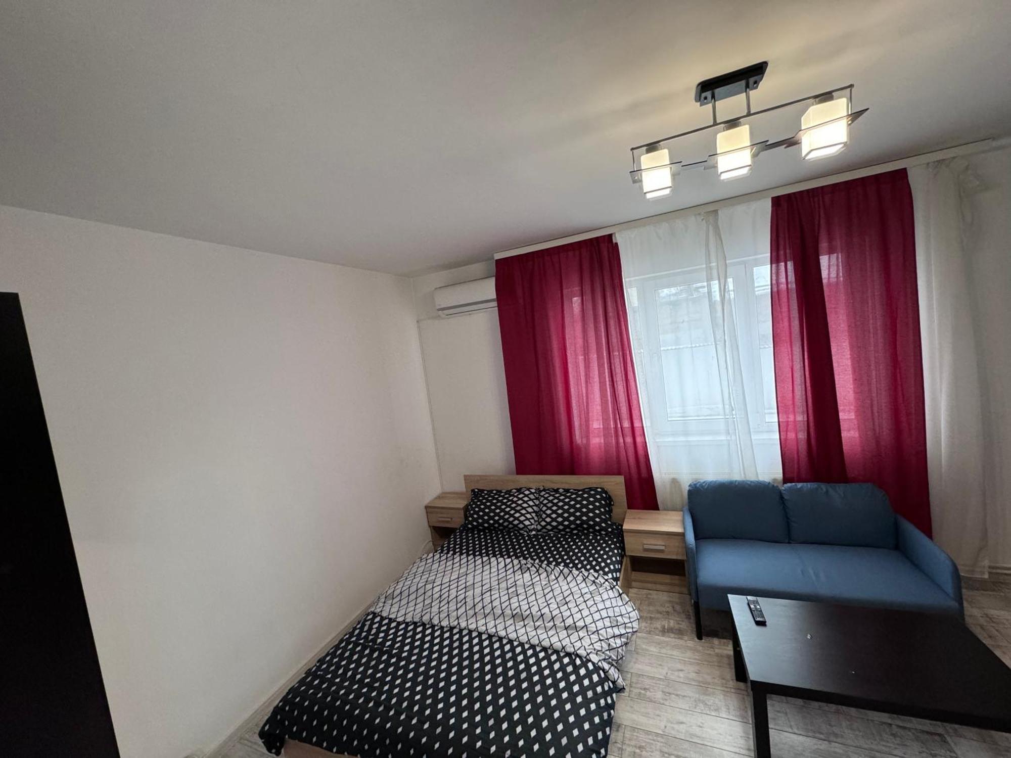 Cozy Studio 10 Min Away From Th Center Of The City Bucharest Luaran gambar